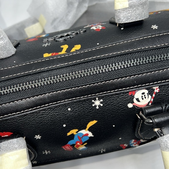 ❤️NWT DISNEY X COACH ROWAN SATCHEL BAG W/ HOLIDAY PRINT - Picture 12 of 14